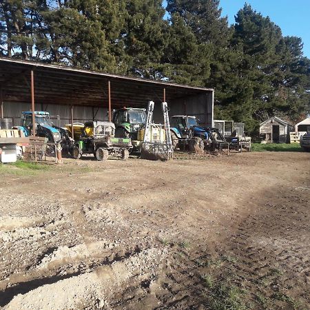 Estancia Farm Stay Masterton Exterior photo